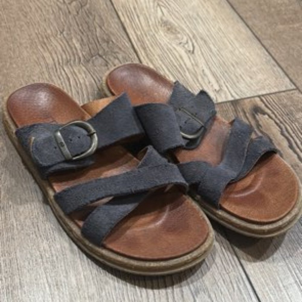 Born Sandals Size 9